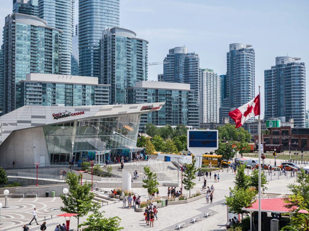 Canada to roll back some tariffs on US goods