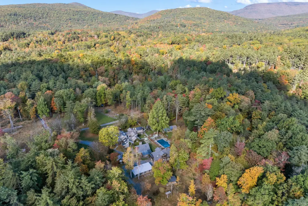 Upstate NY Ultra-Luxury Real Estate Surge Upstate NY Ultra-Luxury Real Estate Surge