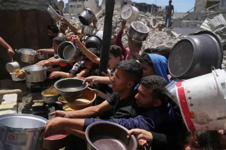 Gaza Humanitarian Foundation beginnt Hilfslieferungen trotz Hamas-Boykottaufruf
